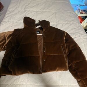 Gold rush puffer Alo